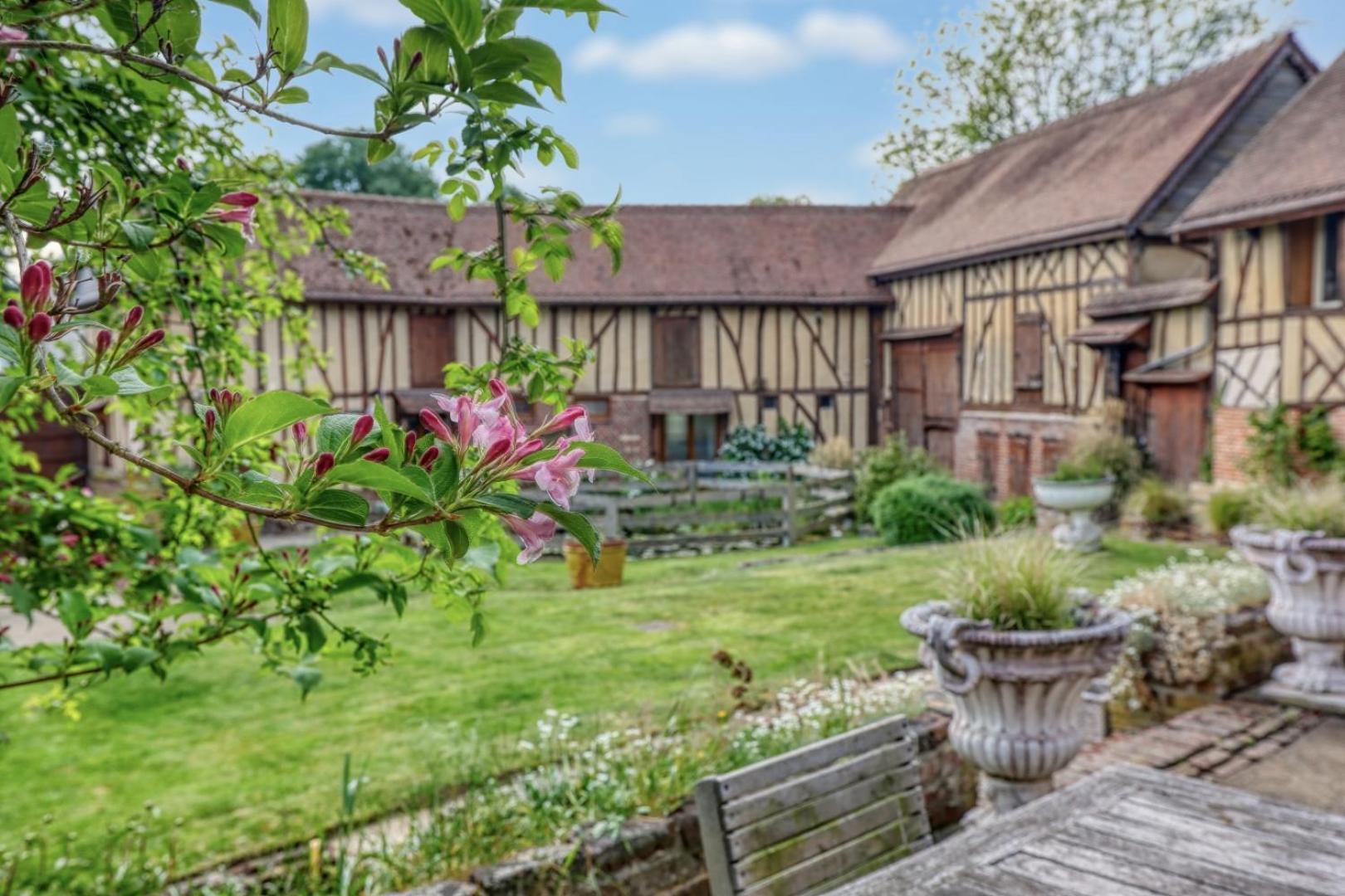 Domaine De Regnonval Bed & Breakfast Blicourt ภายนอก รูปภาพ